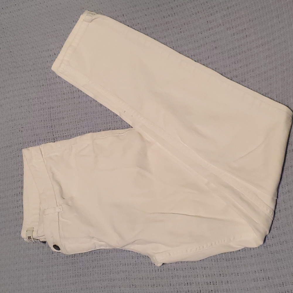 White Mid Rise Skinny Jean